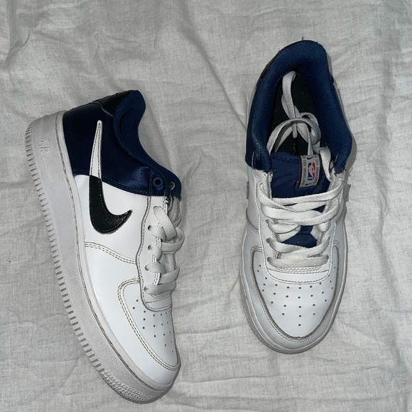 Nike Shoes - Women Nike Air Force